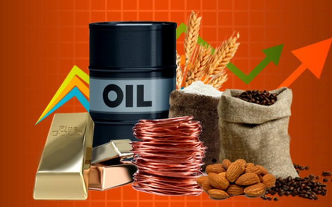 Thị trường ngày 26/10: Giá dầu chạm mức cao nhất nhiều năm, vàng, đồng, quặng sắt, đường, cà phê đồng loạt tăng