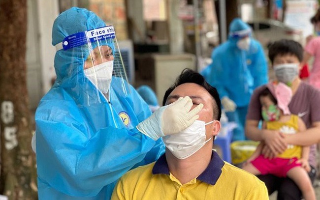 Ngày 2/11, Hà Nội phát hiện 62 ca mắc Covid-19, xuất hiện thêm ổ dịch ở chợ Ninh Hiệp