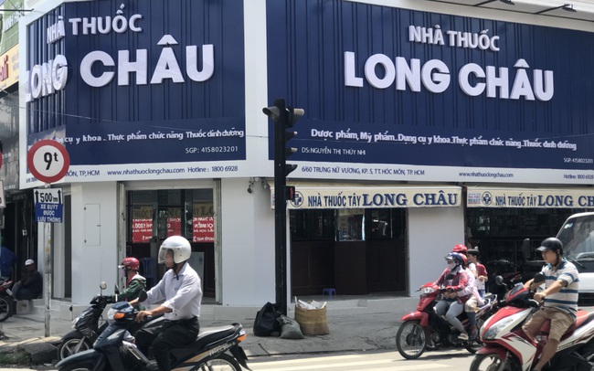 Rơi từ 80.000 về 10.000 rồi tăng dựng ngược lên 88.000 đồng: Không chỉ câu chuyện nhà thuốc, FPT Retail còn đang lãi lớn từ cho FPT vay Rơi từ 80.000 về 10.000 rồi tăng dựng ngược lên 88.000 đồng: Không chỉ câu chuyện nhà thuốc, FPT Retail còn đang lãi lớn từ cho FPT vay