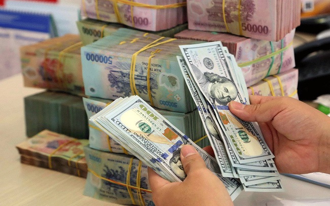 UOB: Tỷ giá USD/VND chịu áp lực tăng trong năm 2022