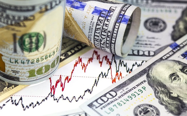 Giá USD neo cao, vàng tăng mạnh, Bitcoin và Ether lao dốc phiên cuối tuần