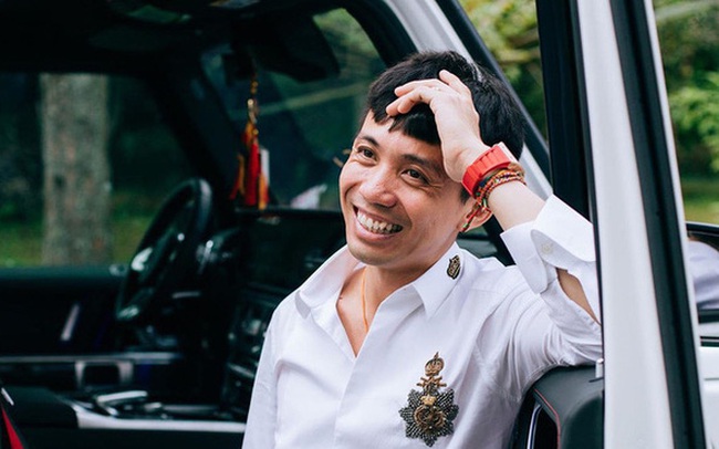 Minh Nhựa: Thiếu gia độc nhất của đại gia Nhựa Long Thành, lấy xe sang làm “trang sức” nhưng đường tình duyên đầy sóng gió Minh Nhựa: Thiếu gia độc nhất của đại gia Nhựa Long Thành, lấy xe sang làm “trang sức” nhưng đường tình duyên đầy sóng gió