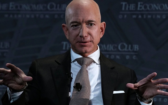 Cấm tiệt PowerPoint trong các cuộc họp: Hành động kỳ quặc nhưng vì sao lại được Jeff Bezos cho là điều thông minh nhất mình từng làm tại Amazon?