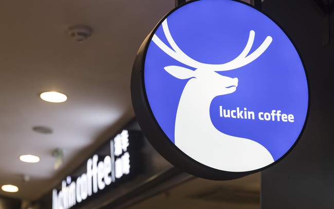 Sự sụp đổ chóng vánh của Luckin Coffee: Cổ phiếu rơi từ 50 USD xuống 1 USD sau 3 tháng, nộp đơn phá sản sau bê bối khai khống doanh thu Sự sụp đổ chóng vánh của Luckin Coffee: Cổ phiếu rơi từ 50 USD xuống 1 USD sau 3 tháng, nộp đơn phá sản sau bê bối khai khống doanh thu