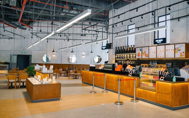 The Coffee House dưới thời founder Nguyễn Hải Ninh: Doanh thu tăng 20 lần trong 5 năm, ngang ngửa Starbucks, nhưng bất ngờ lỗ nặng The Coffee House dưới thời founder Nguyễn Hải Ninh: Doanh thu tăng 20 lần trong 5 năm, ngang ngửa Starbucks, nhưng bất ngờ lỗ nặng