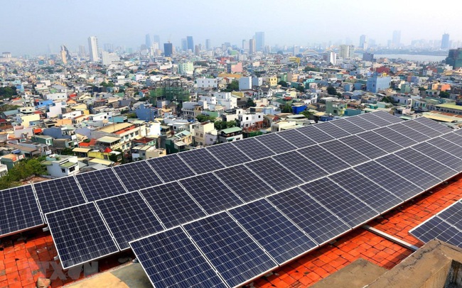 Sẽ "siết" giá điện mặt trời áp mái tới 30%? Sẽ "siết" giá điện mặt trời áp mái tới 30%?