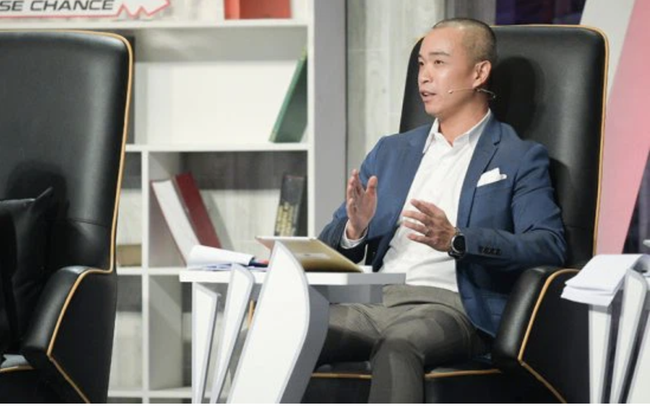 CEO Shopee Việt Nam nói về thử thách ‘thăng cấp’: Bạn có làm việc được với người mình ghét không? CEO Shopee Việt Nam nói về thử thách ‘thăng cấp’: Bạn có làm việc được với người mình ghét không?