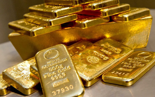 Covid bùng phát đẩy giá vàng tiến sát 1.800 USD/ounce