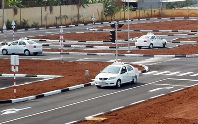 "Sức nóng" của việc lấy bằng lái xe "đẩy" giá cổ phiếu của doanh nghiệp sát hạch lái xe duy nhất trên sàn chứng khoán "Sức nóng" của việc lấy bằng lái xe "đẩy" giá cổ phiếu của doanh nghiệp sát hạch lái xe duy nhất trên sàn chứng khoán
