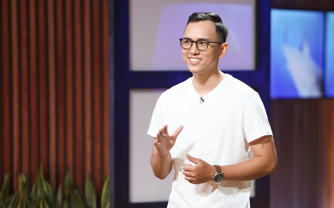 Lập startups bạt chống ngập cho xe ô tô sau lần sửa siêu xe cho bạn, CEO Hoa Lộc Thành gây ấn tượng mạnh với Shark Liên nhưng lại bị "dìm hàng" không thương tiếc Lập startups bạt chống ngập cho xe ô tô sau lần sửa siêu xe cho bạn, CEO Hoa Lộc Thành gây ấn tượng mạnh với Shark Liên nhưng lại bị "dìm hàng" không thương tiếc