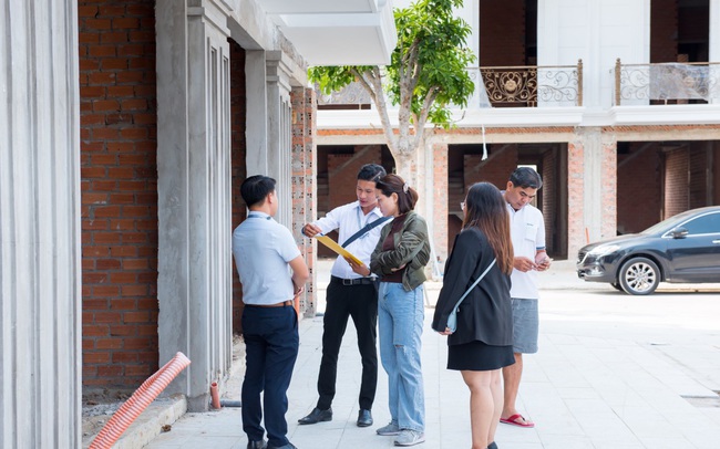 Đầu tư BĐS khu vực nào trong mùa dịch, và đây là những lời khuyên của chuyên gia kỳ cựu