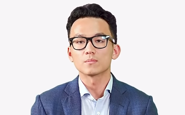 Con trai vị Giáo sư toán học kiêm Chủ tịch Tập đoàn Bđs, từng là thành viên HĐQT KienLongBank: Trong công việc lúc nào cũng xung đột với cha Con trai vị Giáo sư toán học kiêm Chủ tịch Tập đoàn Bđs, từng là thành viên HĐQT KienLongBank: Trong công việc lúc nào cũng xung đột với cha