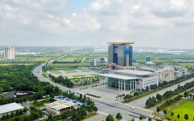 Bình Dương: Thủ phủ công nghiệp sở hữu hàng chục doanh nghiệp 'đại bàng' nội và ngoại, tổng doanh thu xấp xỉ 20 tỷ USD Bình Dương: Thủ phủ công nghiệp sở hữu hàng chục doanh nghiệp 'đại bàng' nội và ngoại, tổng doanh thu xấp xỉ 20 tỷ USD