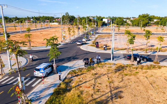 Đầu tư ph&acirc;n kh&uacute;c BĐS n&agrave;o &iacute;t rủi ro trong l&uacute;c thị trường bất ổn?