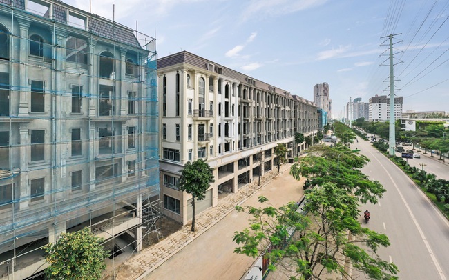 Giá bất động sản Hà Nội rẻ hơn TPHCM hút nhà đầu tư "tay to" trở về Giá bất động sản Hà Nội rẻ hơn TPHCM hút nhà đầu tư "tay to" trở về