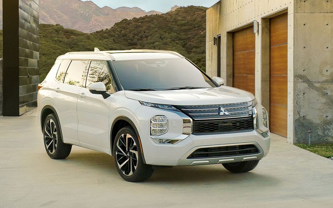 Đối thủ Honda CR-V nhận ưu đãi khủng, giảm xuống mức rẻ nhất phân khúc