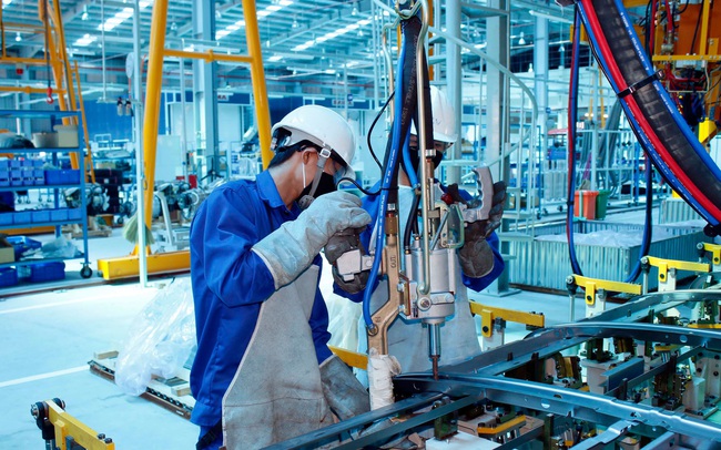 Những mức hỗ trợ người lao động cần biết khi tạm hoãn hợp đồng do dịch Covid-19
