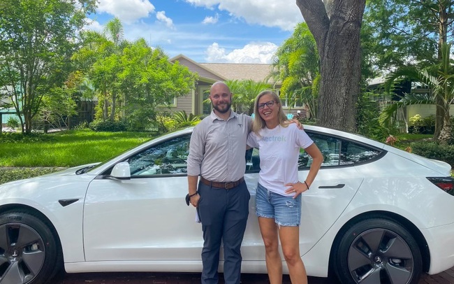 Tôi mua chiếc Tesla đầu tiên và đây là những gì đã diễn ra Tôi mua chiếc Tesla đầu tiên và đây là những gì đã diễn ra