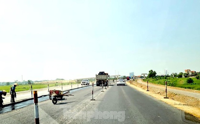 Bộ GTVT nhận cả 'núi tiền' nhưng chẳng thể giải ngân kịp