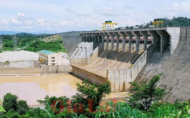 Thị giá 33.300 đồng/cp, Thủy điện Gia Lai (GHC) chào bán gần 16 triệu cổ phiếu giá 18.000 đồng cho cổ đông Thị giá 33.300 đồng/cp, Thủy điện Gia Lai (GHC) chào bán gần 16 triệu cổ phiếu giá 18.000 đồng cho cổ đông