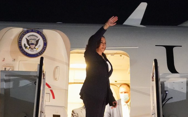 Bloomberg: Phó Tổng thống Mỹ Kamala Harris nói gì trước chuyến thăm Việt Nam và Singapore sắp tới?