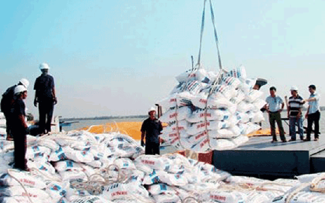 Việt Nam nhập khẩu 3,2 triệu tấn phân bón trong 8 tháng