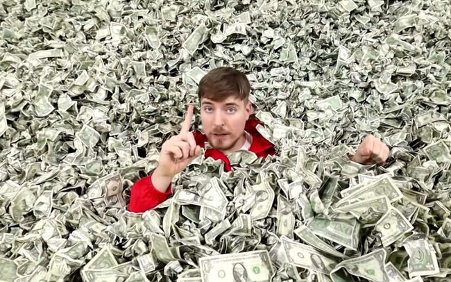  YouTuber chịu chi nhất thế giới tiết lộ mỗi năm dùng hết 48 triệu USD để làm video - Ảnh 1.