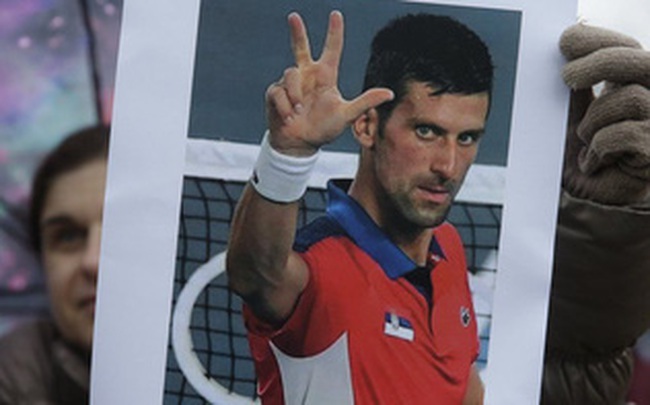 NÓNG: Djokovic thắng kiện, có thể dự Australian Open