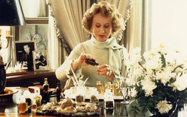Estee Lauder - Người Do Thái được xưng tụng là 'nữ hoàng mỹ phẩm: Từng đổ nước hoa ra sàn để bán, bà chủ của loạt thương hiệu từ MAC, DKNY đến Tom Ford