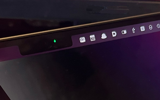 Ai chơi lớn bằng Apple: thưởng hơn 2 tỷ đồng cho một sinh viên vì tìm ra cách hack webcam của MacBook