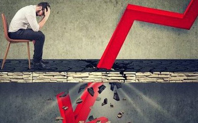 Cổ phiếu ngân hàng chìm trong sắc đỏ, LPB và TCB nằm sàn hai phiên liên tiếp