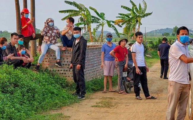 Nhà đầu tư bất động sản “toát mồ hôi” nhìn lãi suất ngân hàng leo thang từng ngày