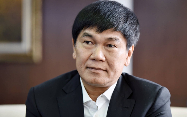 Ông Trần Đình Long không còn là tỷ phú đô la
