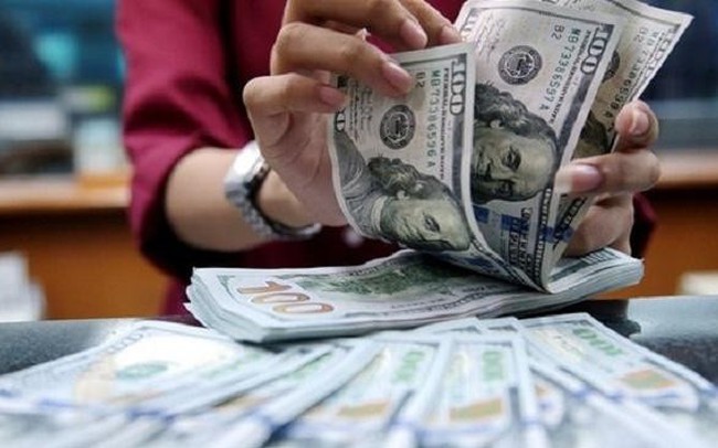 Áp lực tỷ giá, lãi suất đè nặng doanh nghiệp sản xuất Áp lực tỷ giá, lãi suất đè nặng doanh nghiệp sản xuất