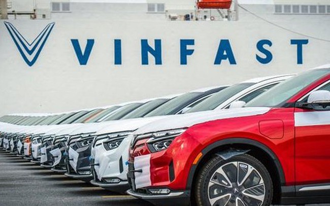 Công ty hàng đầu thế giới về nghiên cứu ESG đánh giá VinFast ra sao so với Tesla, Volkswagen AG?