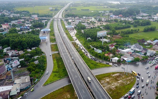 Cao tốc Bắc - Nam: Bộ GTVT yêu cầu hoàn thành giải phóng mặt bằng trong quý 2/2023