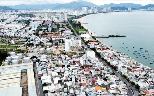 Nha Trang tạm dừng cấp phép xây dựng tại nhiều phường, xã