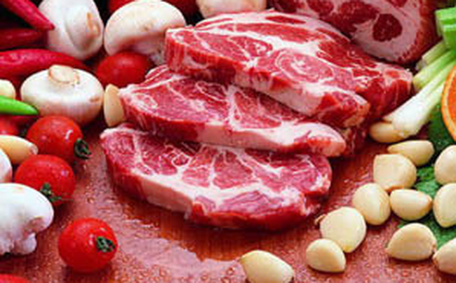 Thị trường thực phẩm ngày 26/4: Thịt lợn giảm nhẹ, giá rau củ ổn định, cà phê giảm đến 1.000 đồng/kg