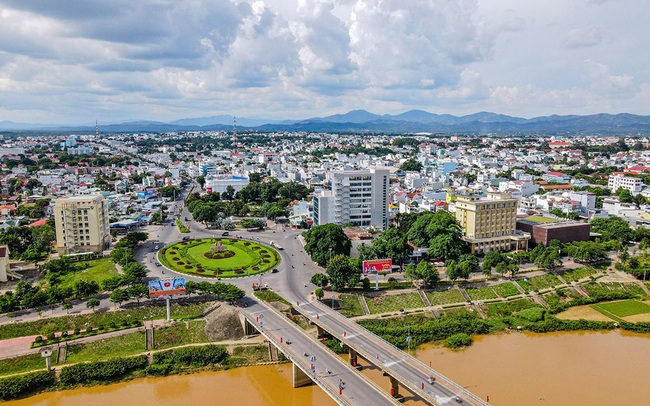 Kon Tum kiểm tra các cuộc đấu giá quyền sử dụng đất