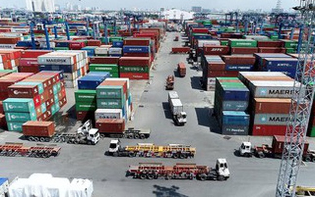Vì sao chi phí xuất nhập khẩu 'lên mà không xuống'? Vì sao chi phí xuất nhập khẩu 'lên mà không xuống'?