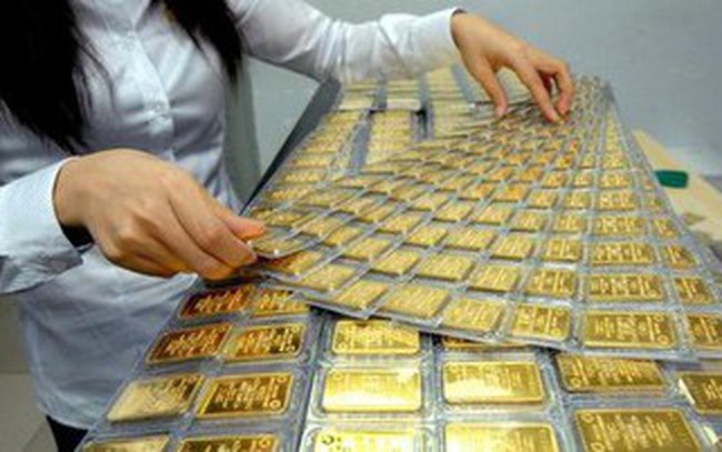 Giá vàng trong nước tăng trở lại, cao hơn vàng thế giới 17 triệu đồng/lượng