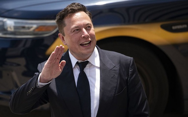 Không kế hoạch, không cố vấn, Elon Musk được mệnh danh là ông trùm với phong cách "bốc đồng"