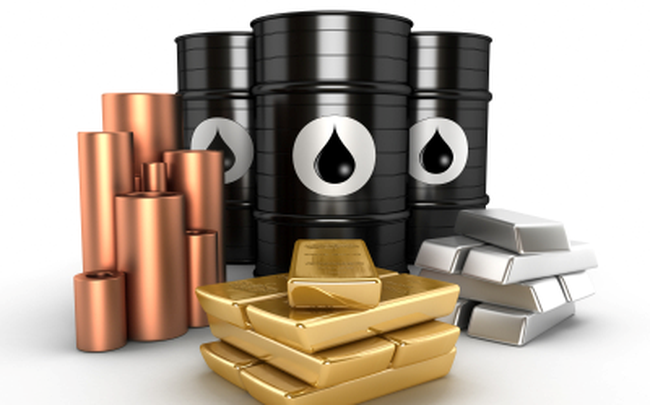 Thị trường ngày 24/6: Giá dầu giảm gần 2 USD/thùng, vàng, ngô, lúa mì, đậu tương đồng loạt giảm, đồng thấp nhất 16 tháng
