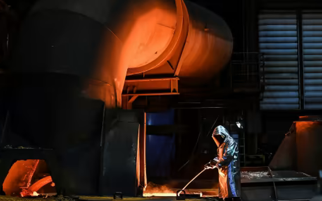 Các nhà máy thép Trung Quốc chao đảo - triển vọng ngành thép ra sao?