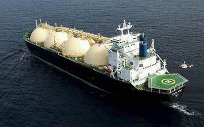 Tàu vận chuyển LNG 'cháy hàng' giữa khủng hoảng năng lượng