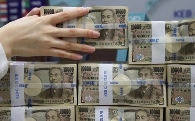 Yen Nhật tăng vọt, Bitcoin gần chạm 20.000 USD, vàng và cổ phiếu đều tăng