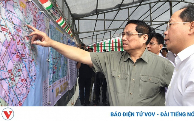 Thủ tướng Phạm Minh Chính kiểm tra Dự án cao tốc khu vực ĐBSCL