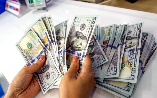 Tỷ giá VND/USD ngày 16/2 tiếp tục tăng mạnh