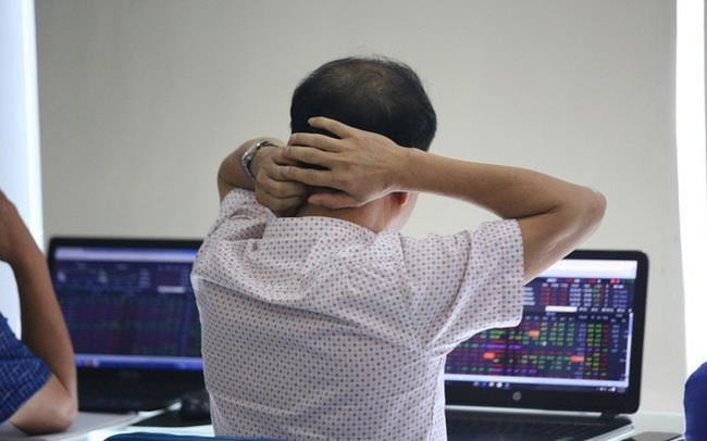 Chuyên gia Yuanta: Đây chưa phải là lúc "hùng hổ" gia nhập thị trường, nhà đầu tư nên biết "sợ" Chuyên gia Yuanta: Đây chưa phải là lúc "hùng hổ" gia nhập thị trường, nhà đầu tư nên biết "sợ"