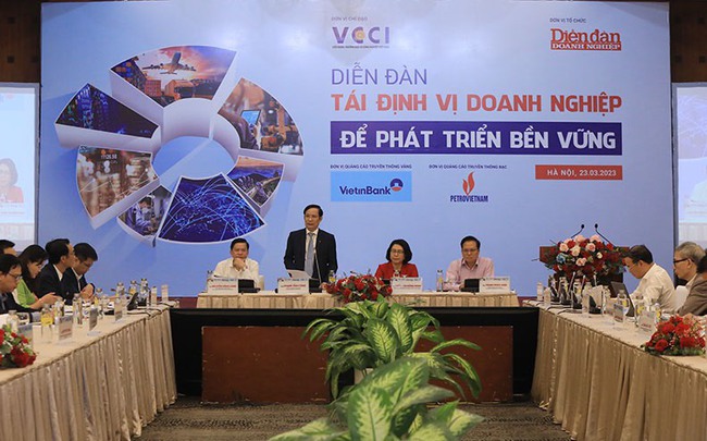 Tái định vị doanh nghiệp, sản xuất xanh để phát triển bền vững